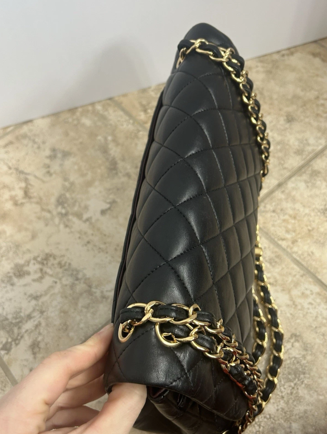 Auth Chanel Maxi Double Flap Classic Black Lambskin Matelasse Bag Large