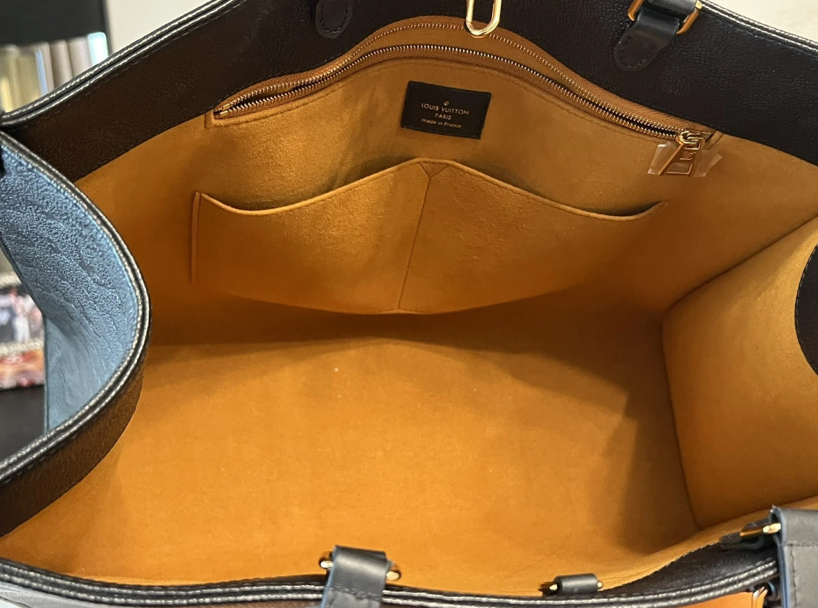 Louis Vuitton OnTheGo Tote GM Black Leather